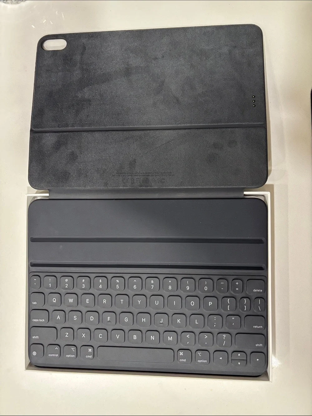Apple Smart Keyboard Folio + Apple Smart Folio for IPad Pro 11 Black
